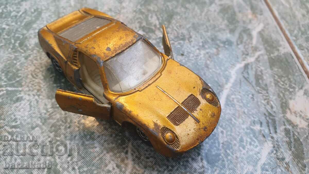 Количка lamborghini miura matchbox lesney