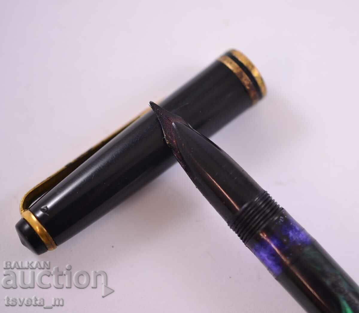 Record 66 pen with price 10.00 BGN | € 5.11 Record 66 pen with price 10.00 BGN | € 5.11