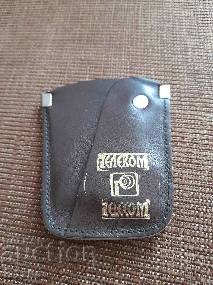 Old key holder Telecom