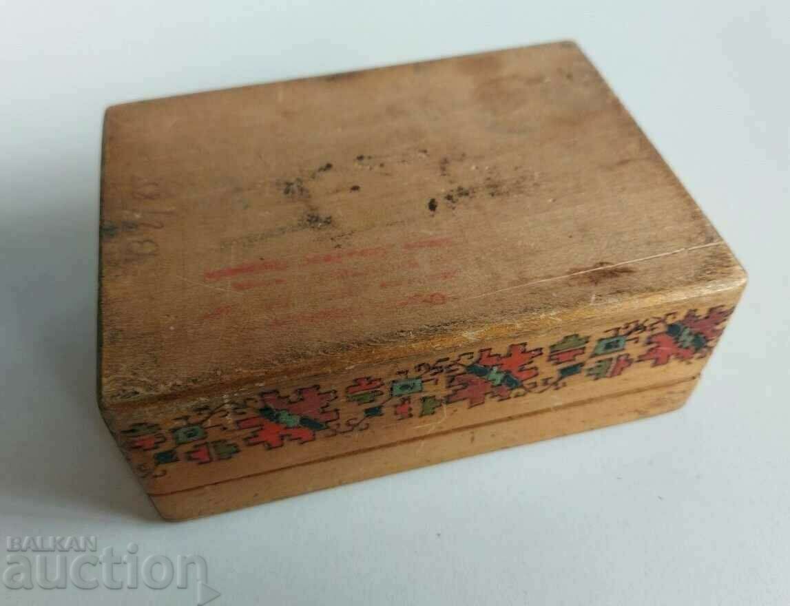 . 1928 CUTIE VECHE DE LEMN PIROGRAFAT REGATUL BULGARIA - 6
