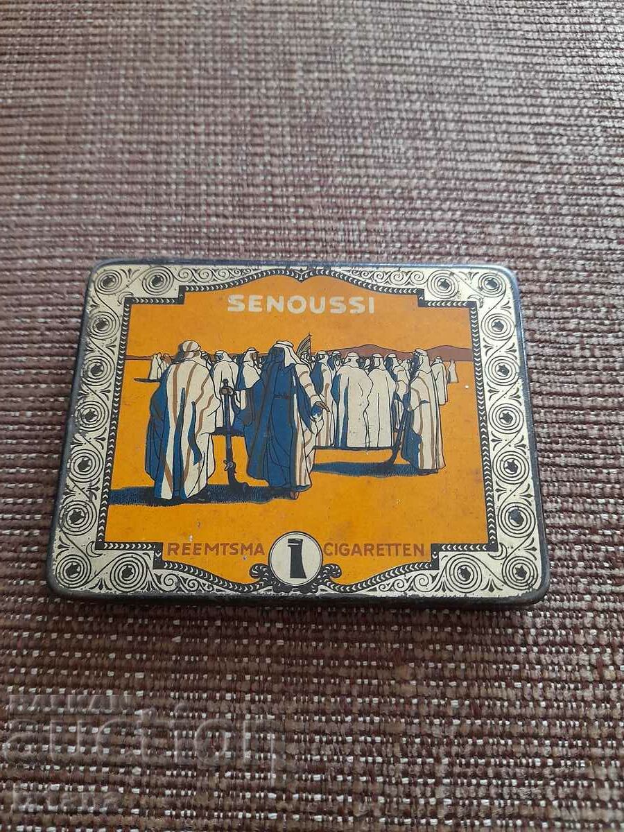 Old Senoussi snuffbox