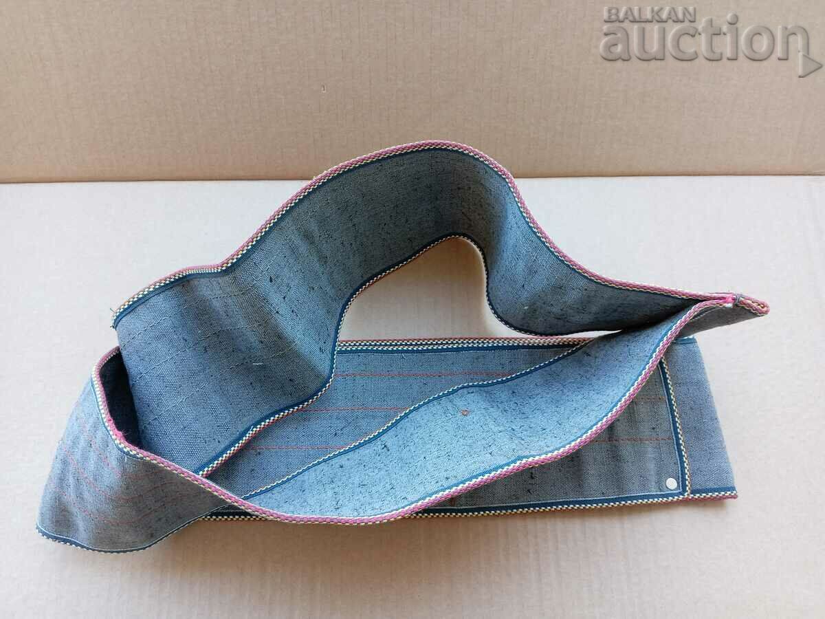 Auction an old zip-top case for ramrod antennas Auction an old zip-top case for ramrod antennas