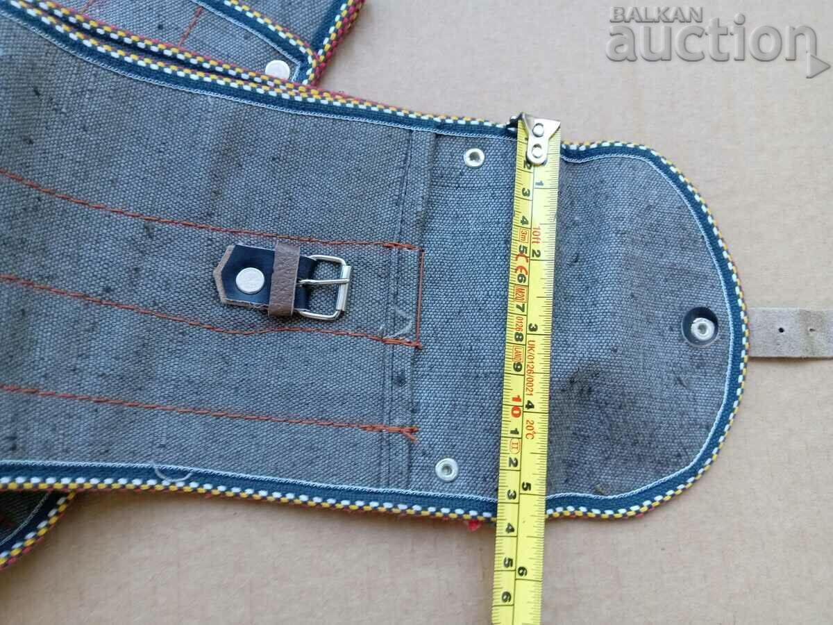 Delivery of an old zip-top case for ramrod antennas Delivery of an old zip-top case for ramrod antennas