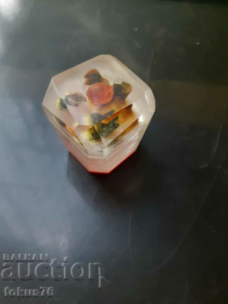 Παλιά μπάλα ποδοσφαίρου για μοχλό ταχυτήτων - δεν έχει ραγίσει με τιμή 45.00 BGN | € 23.01 Παλιά μπάλα ποδοσφαίρου για μοχλό ταχυτήτων - δεν έχει ραγίσει με τιμή 45.00 BGN | € 23.01