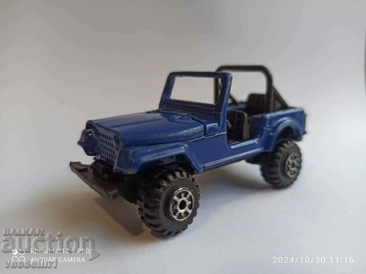 Παλιό μεταλλικό Jeep CJ-7 μοντέλο παλιό τζιπ 1/64