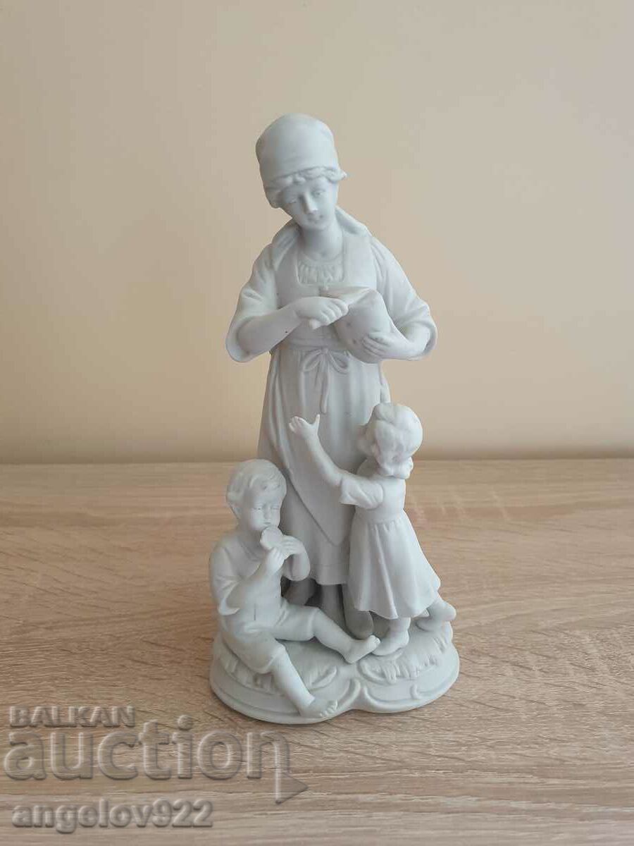 Porcelain figure statuette with marking-number