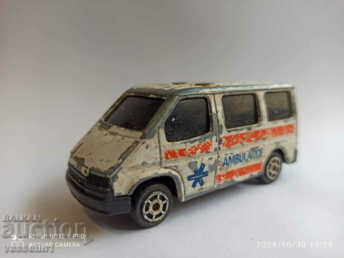 Old metal ford transit model car 1/64 majorette