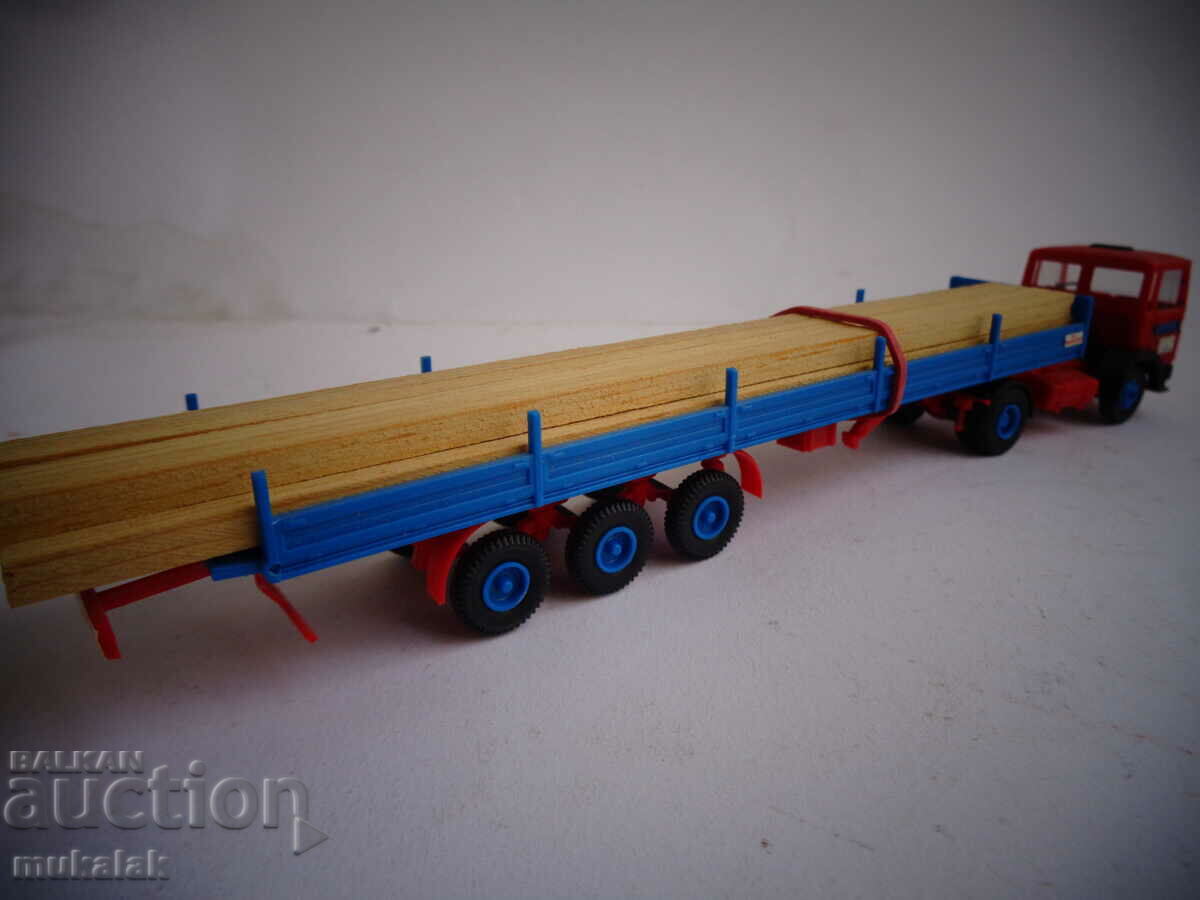 KIBRI H0 1/87 MAN TRUCK MODEL TOY TROLLEY WOODEN BEAMS - 5 KIBRI H0 1/87 MAN TRUCK MODEL TOY TROLLEY WOODEN BEAMS - 5
