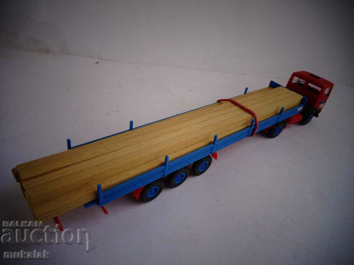 KIBRI H0 1/87 MAN TRUCK MODEL TOY TROLLEY WOODEN BEAMS - 6 KIBRI H0 1/87 MAN TRUCK MODEL TOY TROLLEY WOODEN BEAMS - 6