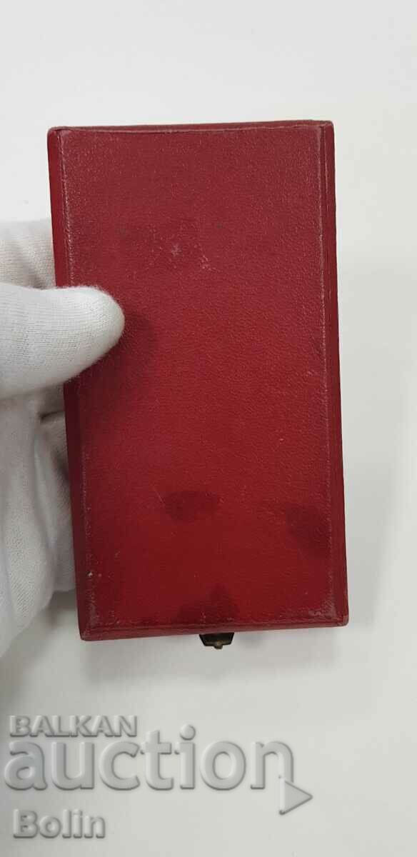 Rare royal box for Order of Military Merit 6th century. Boris III with price 130.00 BGN | € 66.47 Rare royal box for Order of Military Merit 6th century. Boris III with price 130.00 BGN | € 66.47