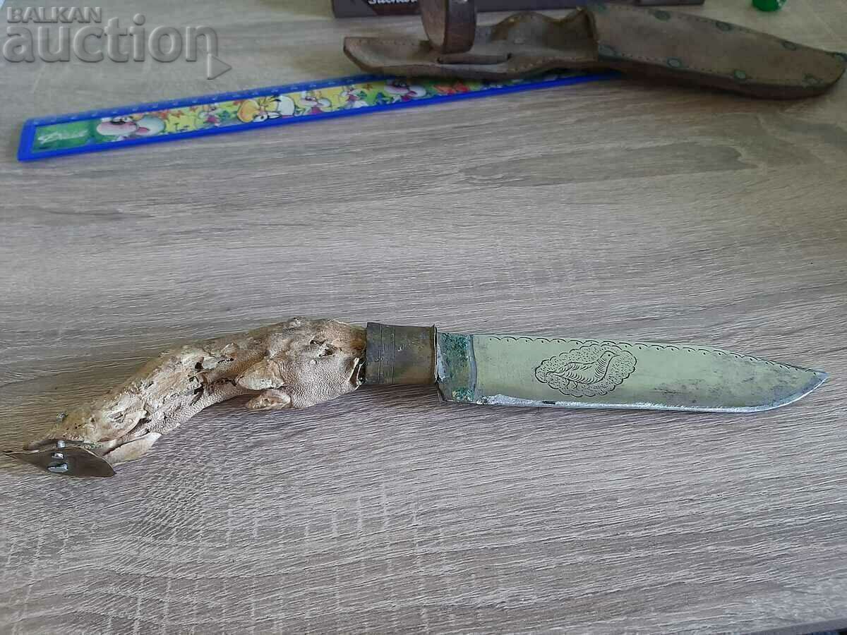 Delivery of Stagfoot handle knife Delivery of Stagfoot handle knife