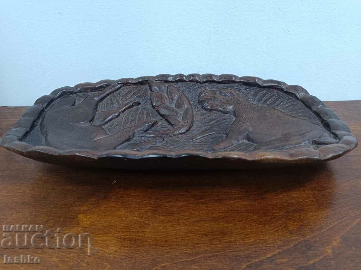 Ironwood tray with price 149.99 BGN | € 76.69 Ironwood tray with price 149.99 BGN | € 76.69