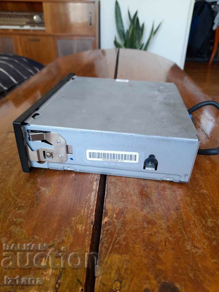 Old Volkswagen CD Player - 5 Old Volkswagen CD Player - 5