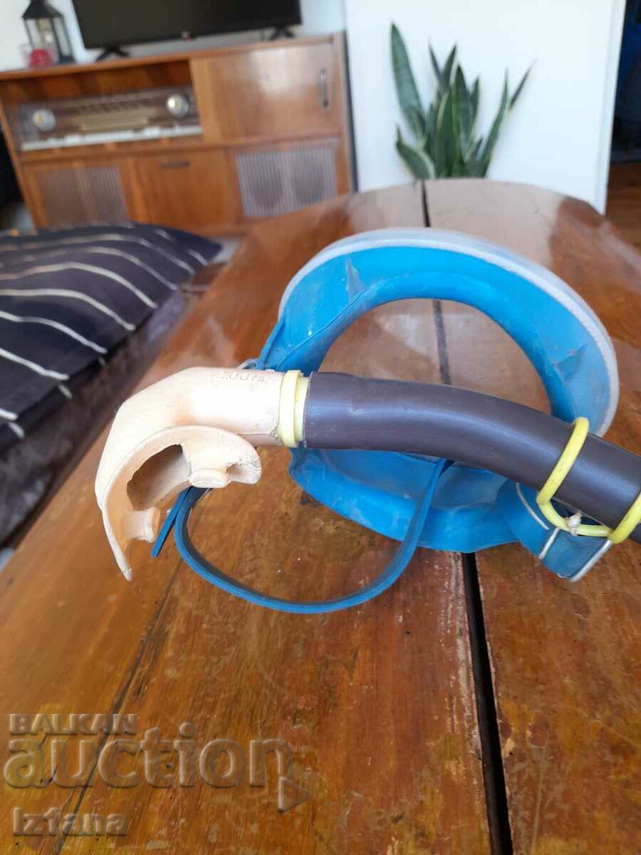 Old snorkel and swimming goggles, diving mask - 5 Old snorkel and swimming goggles, diving mask - 5