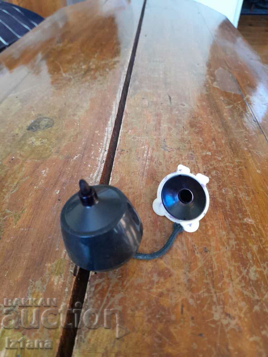 Παράδοση Παλιό ποντίκι από τσόχα Παράδοση Παλιό ποντίκι από τσόχα