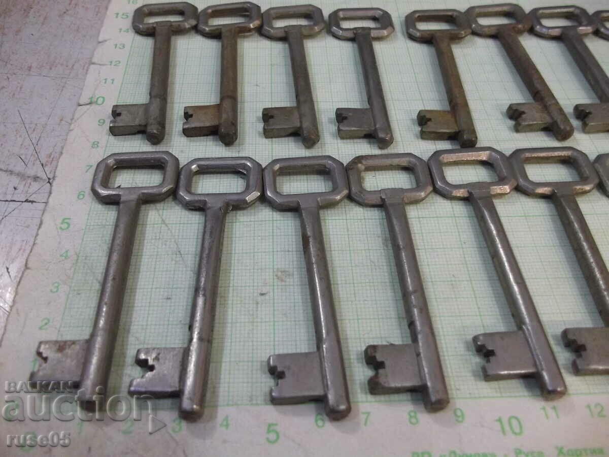 Lot of 22 pcs. the lock key - 7