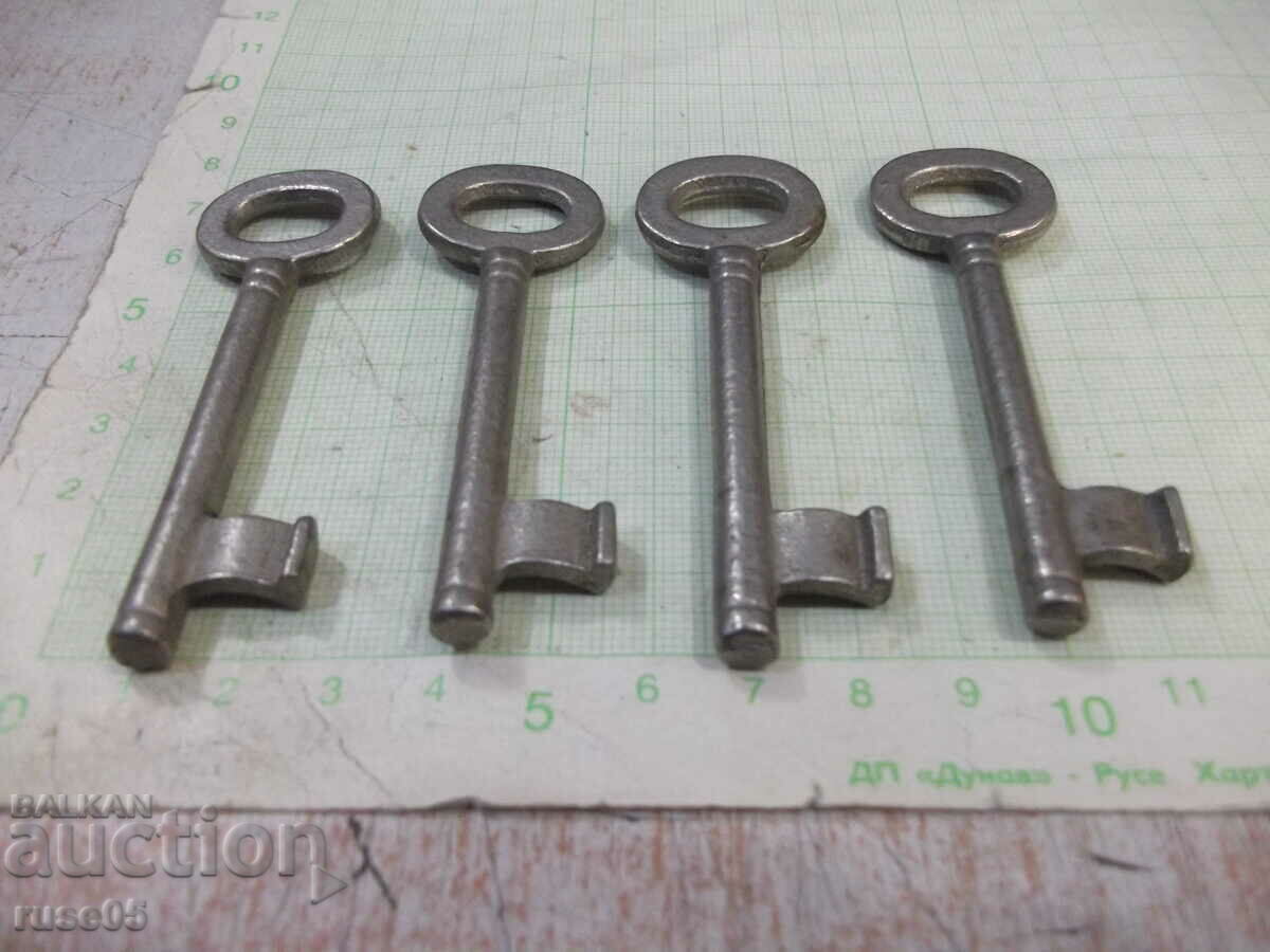 Lot of 4 pcs. lock key - 1 - 5