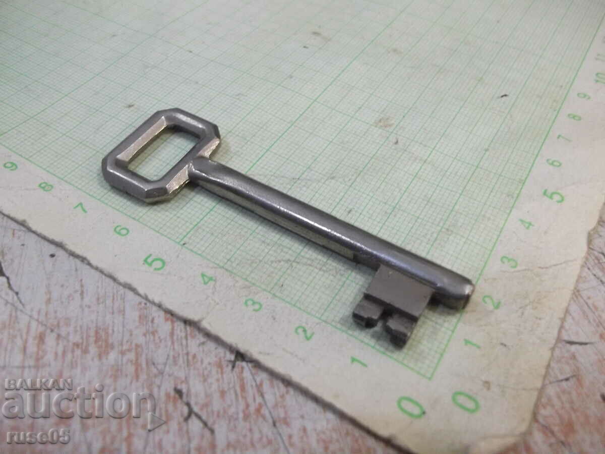 Auction Key No. X1 old for lock Auction Key No. X1 old for lock