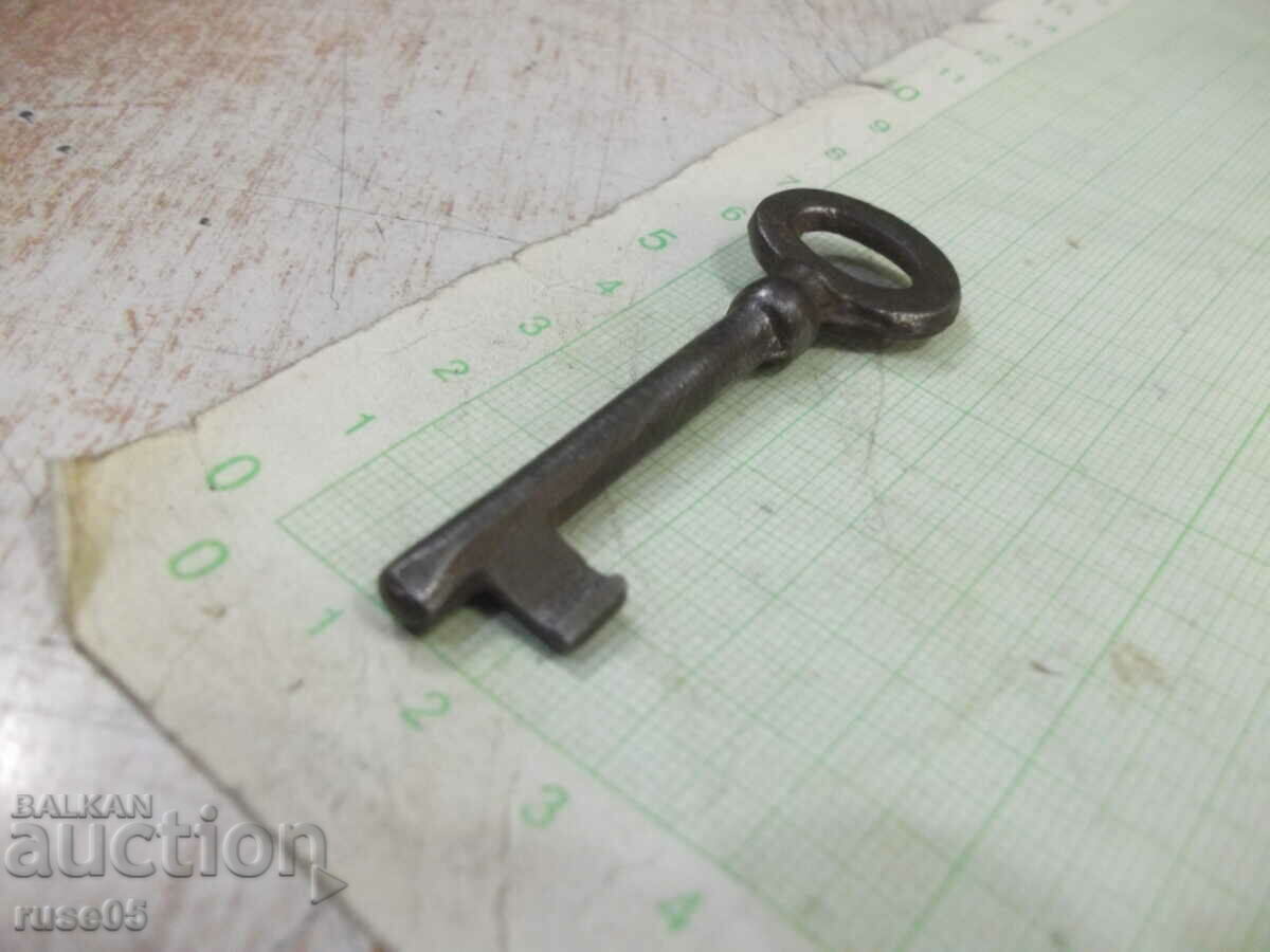 Licitație Cheie veche pentru lacăt - 2 Licitație Cheie veche pentru lacăt - 2