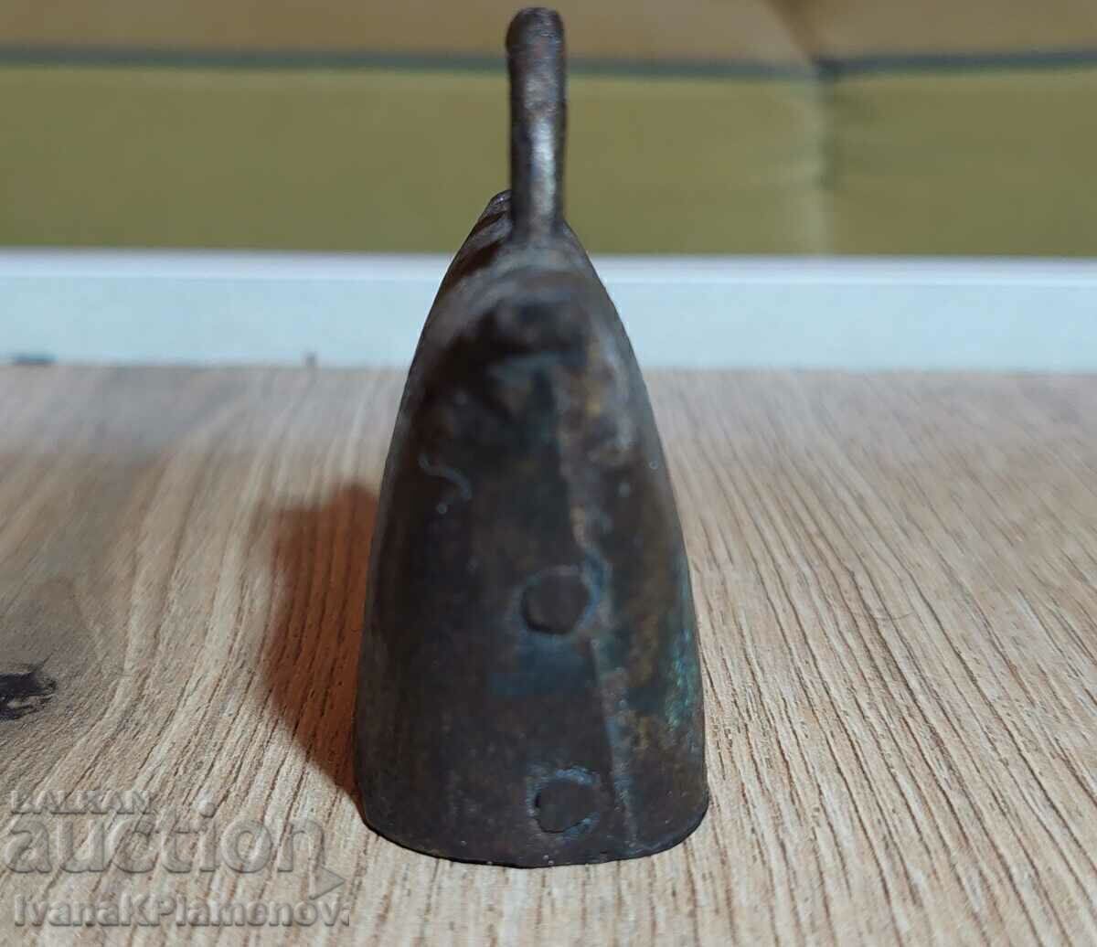 Licitație Clopoțel retro Licitație Clopoțel retro