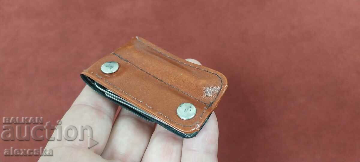 Old key chain - Multititle with price 20.00 BGN | € 10.23 Old key chain - Multititle with price 20.00 BGN | € 10.23