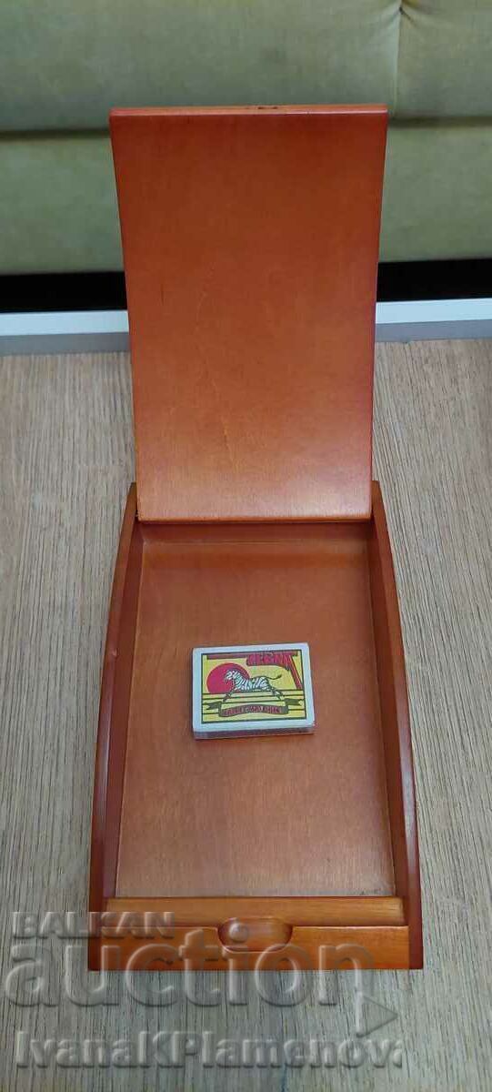 Wooden box for collectors - 6