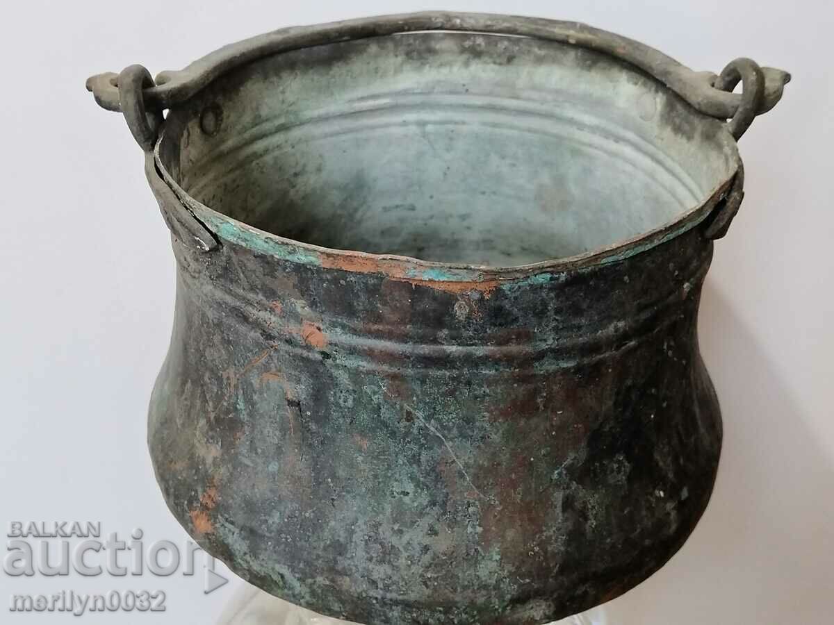 Old copper cauldron, cauldron, copper, copper with price 69.00 BGN | € 35.28 Old copper cauldron, cauldron, copper, copper with price 69.00 BGN | € 35.28