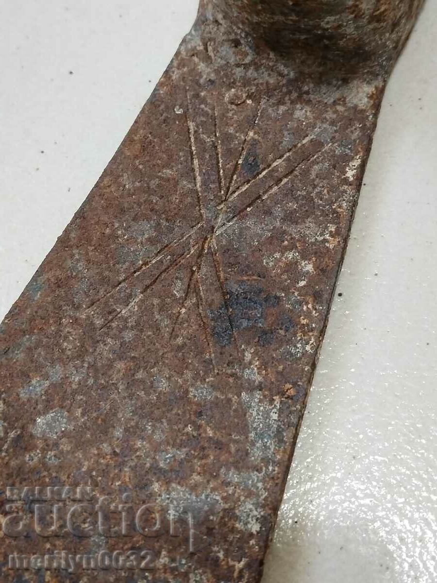 Cleaver, hoe, agricultural tool, wrought iron with price 24.00 BGN | € 12.27 Cleaver, hoe, agricultural tool, wrought iron with price 24.00 BGN | € 12.27