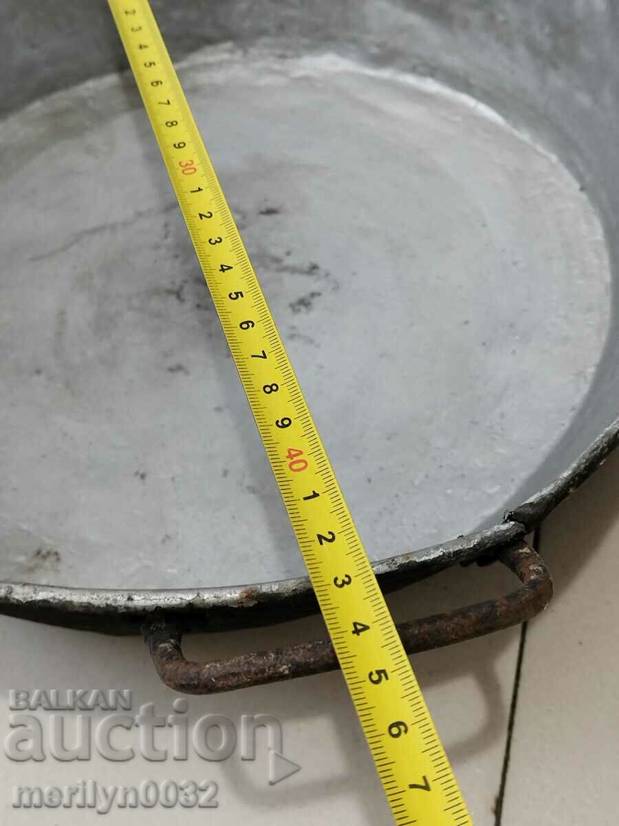 Delivery of Old copper tray, saucer, copper, tray, casserole Delivery of Old copper tray, saucer, copper, tray, casserole