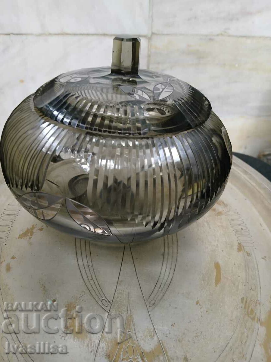 Antique luxury glass bonbonniere with metal inlays with price 60.00 BGN | € 30.68 Antique luxury glass bonbonniere with metal inlays with price 60.00 BGN | € 30.68