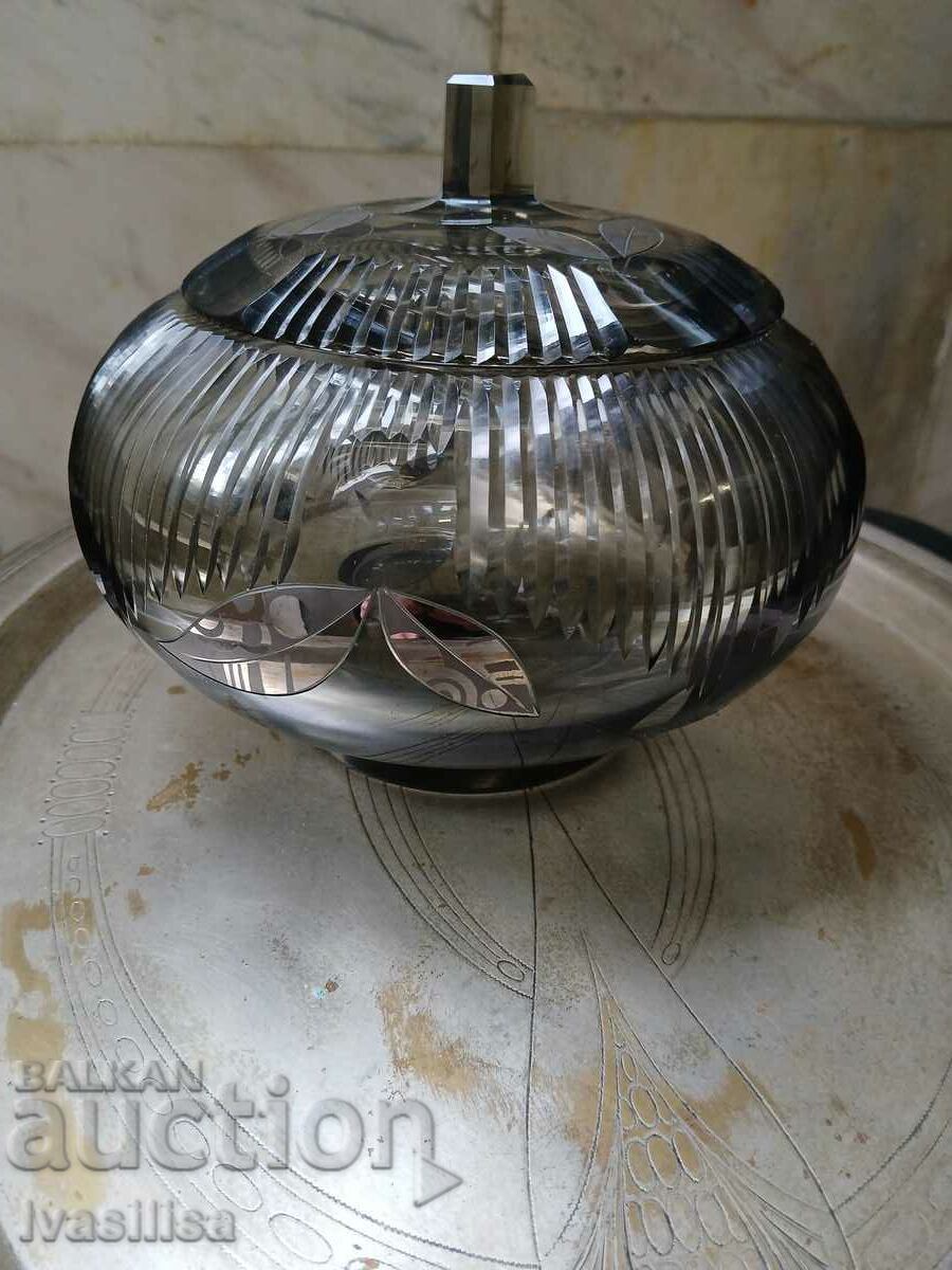 Delivery of Antique luxury glass bonbonniere with metal inlays Delivery of Antique luxury glass bonbonniere with metal inlays