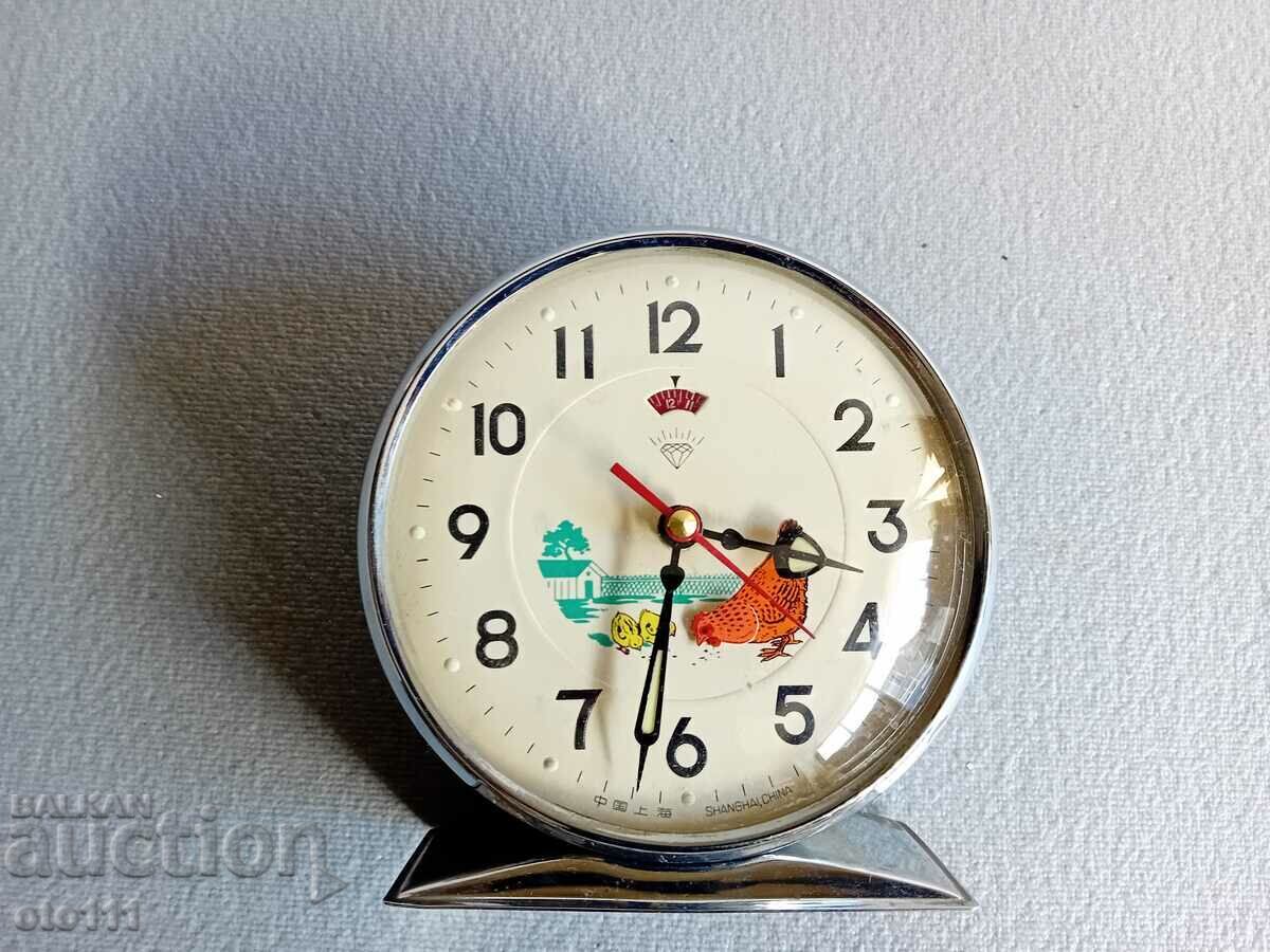 ANIMATED DESK CLOCK, ALARM CLOCK WITH MOTION with price 30.00 BGN | € 15.34