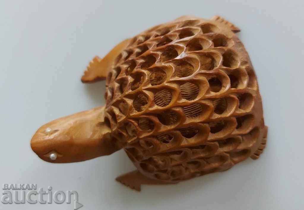 Delivery of . TURTLE STATUETTE FIGURINE HAS A SECOND CARVED INSIDE Delivery of . TURTLE STATUETTE FIGURINE HAS A SECOND CARVED INSIDE