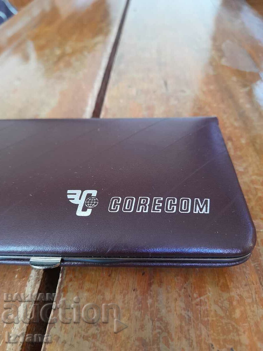 Trusă de unghii pentru femei Old Corecom cu preț 110.00 BGN | € 56.24 Trusă de unghii pentru femei Old Corecom cu preț 110.00 BGN | € 56.24