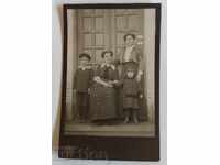 , OLD FAMILY PHOTO PHOTO CARDBOARD