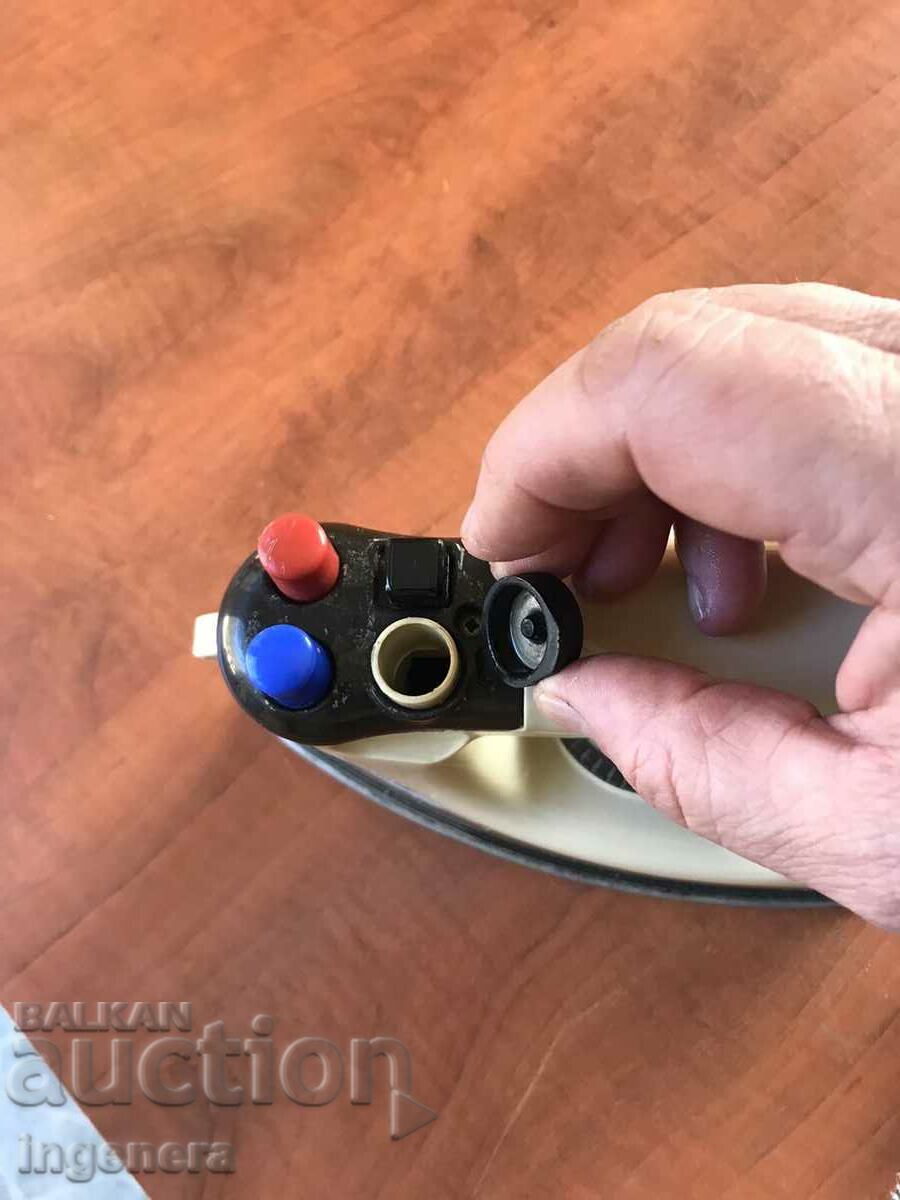 Auction ELECTRIC IRON WORKS ALMOST NEW Auction ELECTRIC IRON WORKS ALMOST NEW