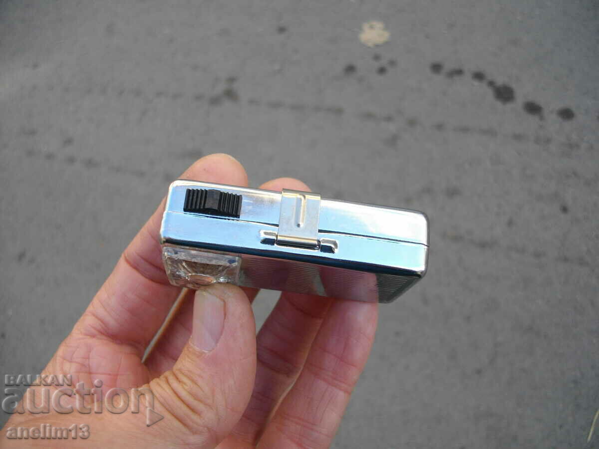OLD COLLECTIBLE WONDER SABET FRANCE MINI FLASHLIGHT with price 45.00 BGN | € 23.01 OLD COLLECTIBLE WONDER SABET FRANCE MINI FLASHLIGHT with price 45.00 BGN | € 23.01