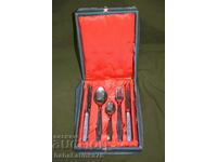 Srtar stainless steel cutlery set