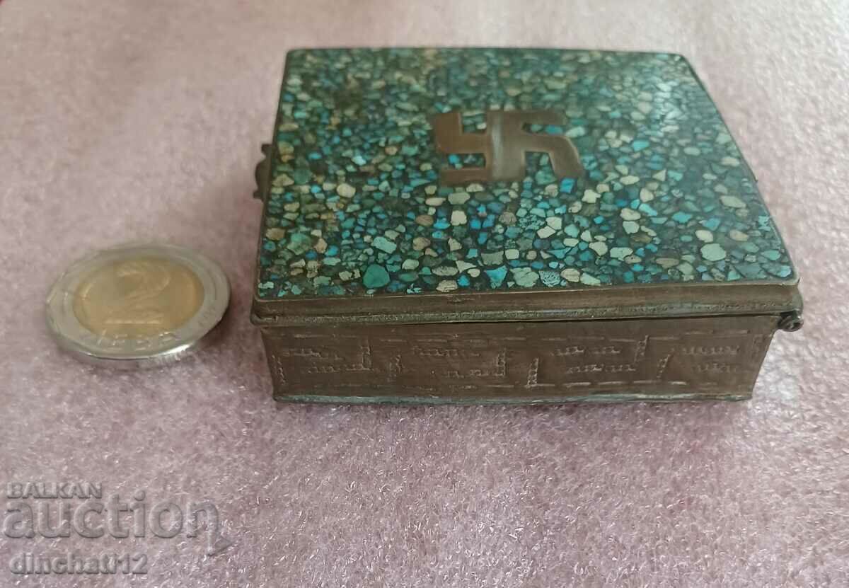 Аукцион Кутия Аукцион Кутия