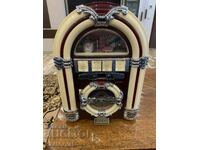 "RETRO" RADIO + CD "Dynamic billiard"