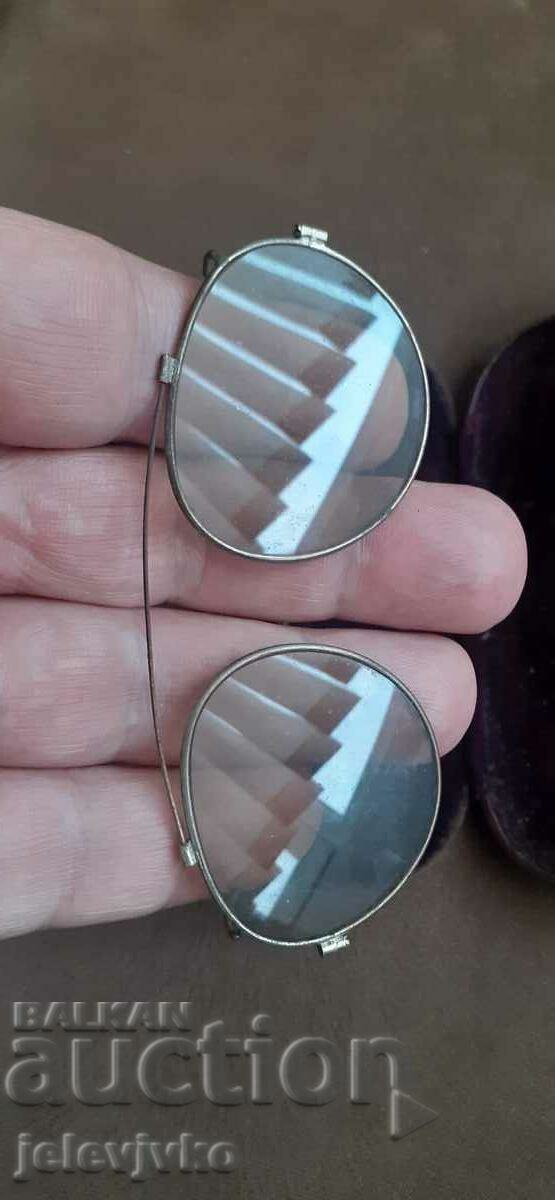 Old glasses with a tin frame with price 35.00 BGN | € 17.90