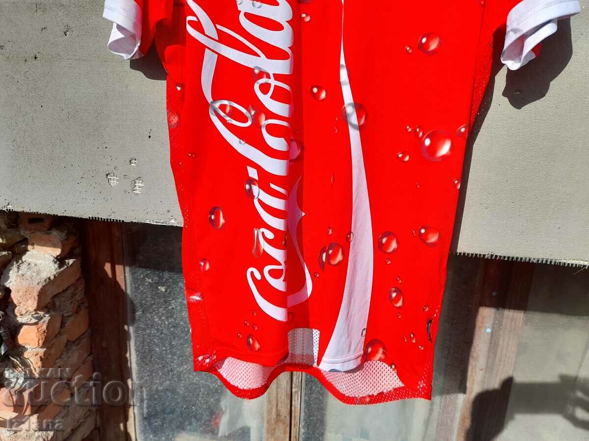 Licitație Tricou vechi Coca Cola, Coca Cola