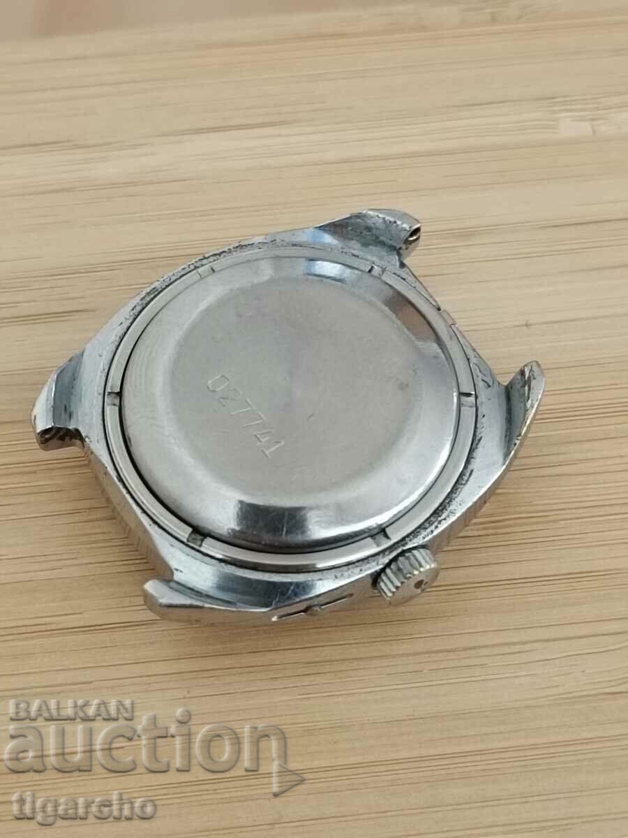 Delivery of Slava clock