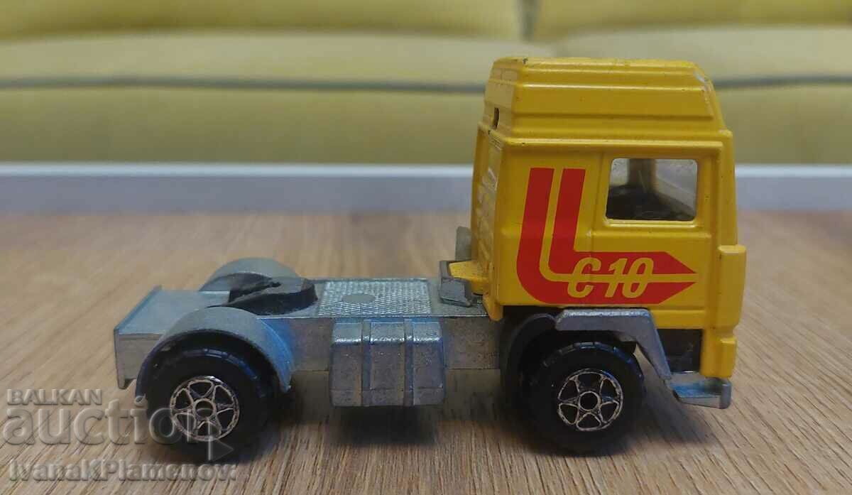 Trolley metal for collectors Trolley metal for collectors