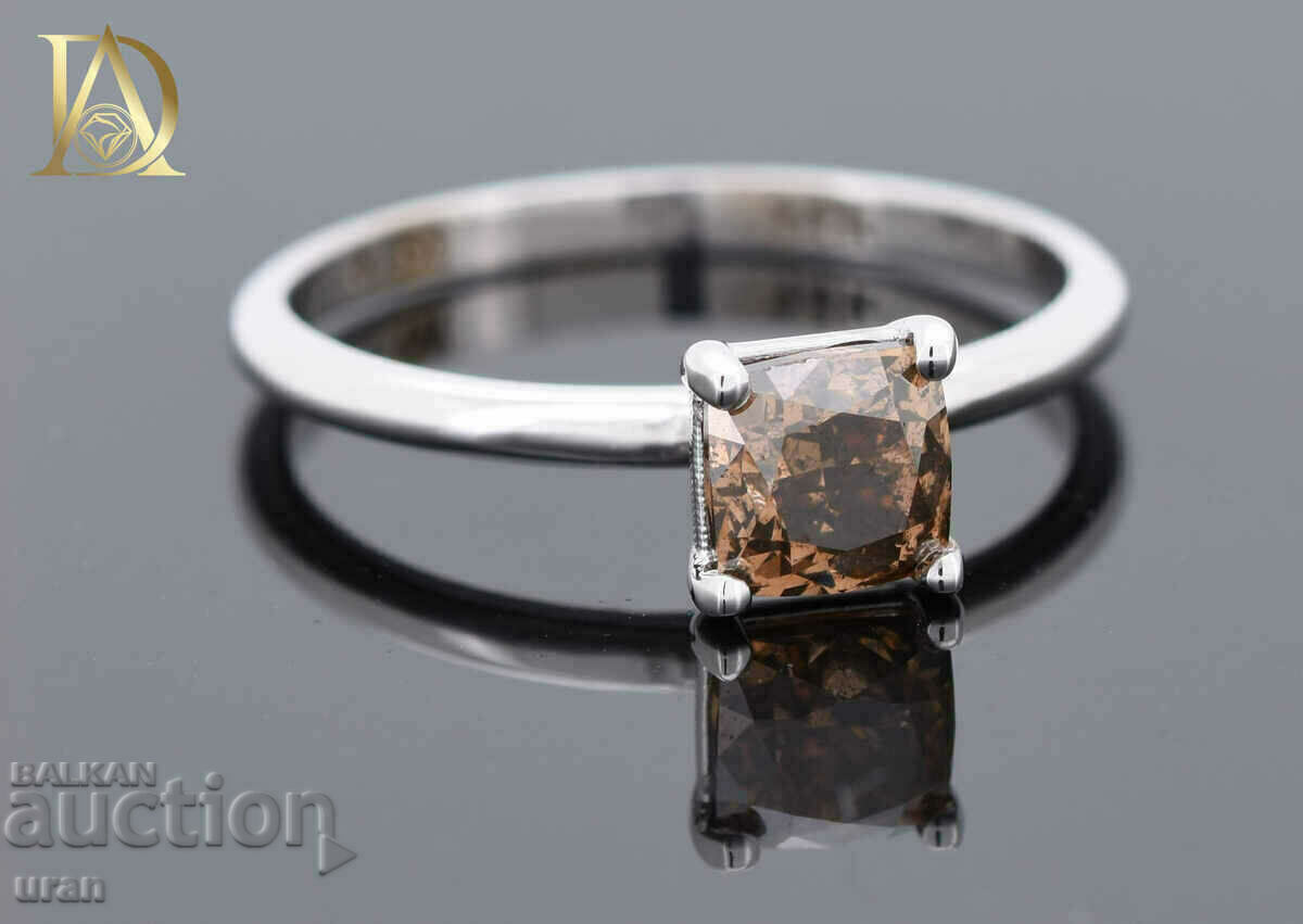 Delivery of New Gold Ring with 1.00ct Natural Diamond Delivery of New Gold Ring with 1.00ct Natural Diamond