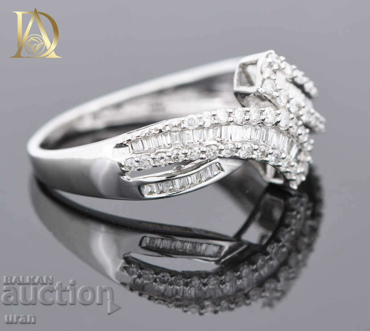 Delivery of New Gold Ring with 0.80ct Natural Diamonds Delivery of New Gold Ring with 0.80ct Natural Diamonds