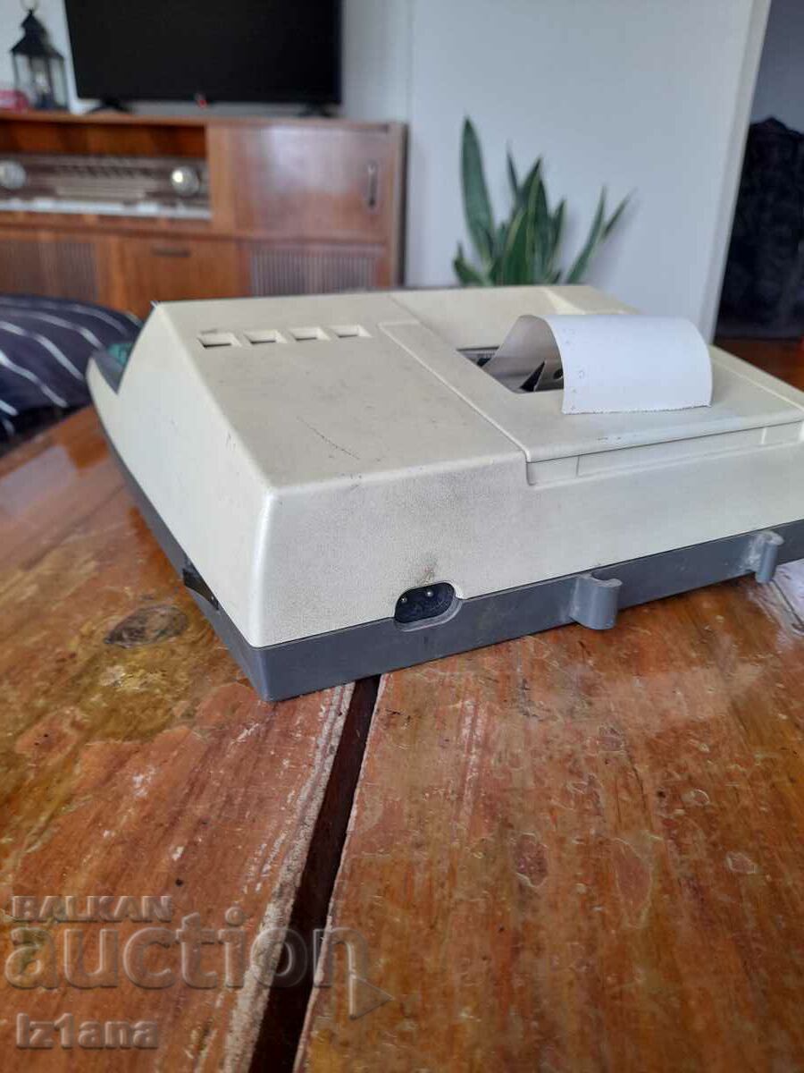 Παλιά ταμειακή μηχανή Ibico 1260 - 5 Παλιά ταμειακή μηχανή Ibico 1260 - 5