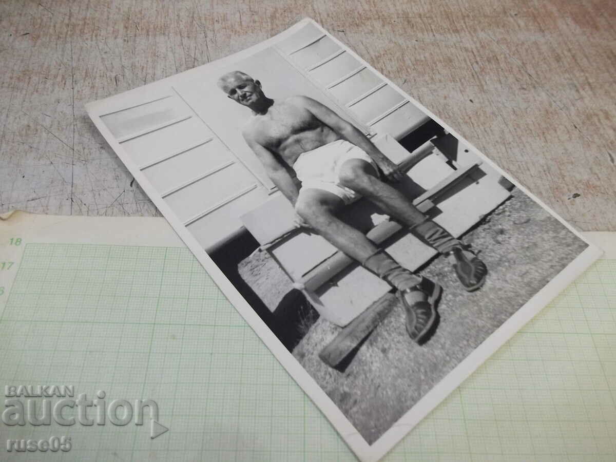 Auction Old photo of a man in front of the house in America Auction Old photo of a man in front of the house in America