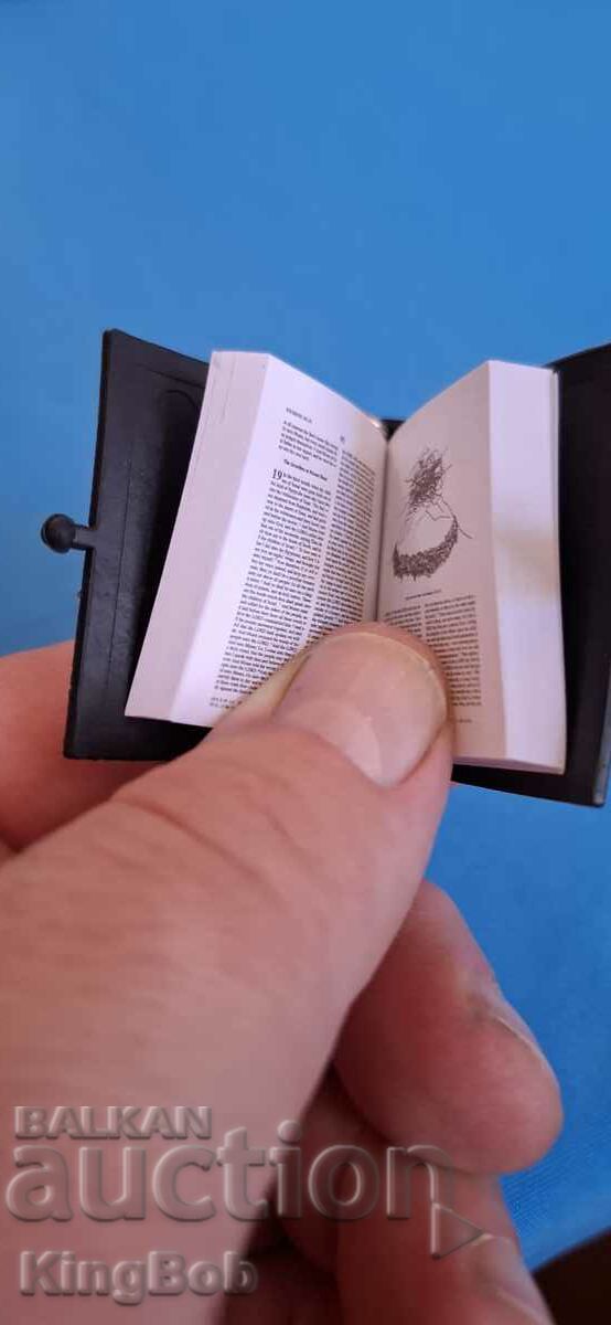 Auction ORIGINAL KEY HOLDER "BIBLE" Auction ORIGINAL KEY HOLDER "BIBLE"