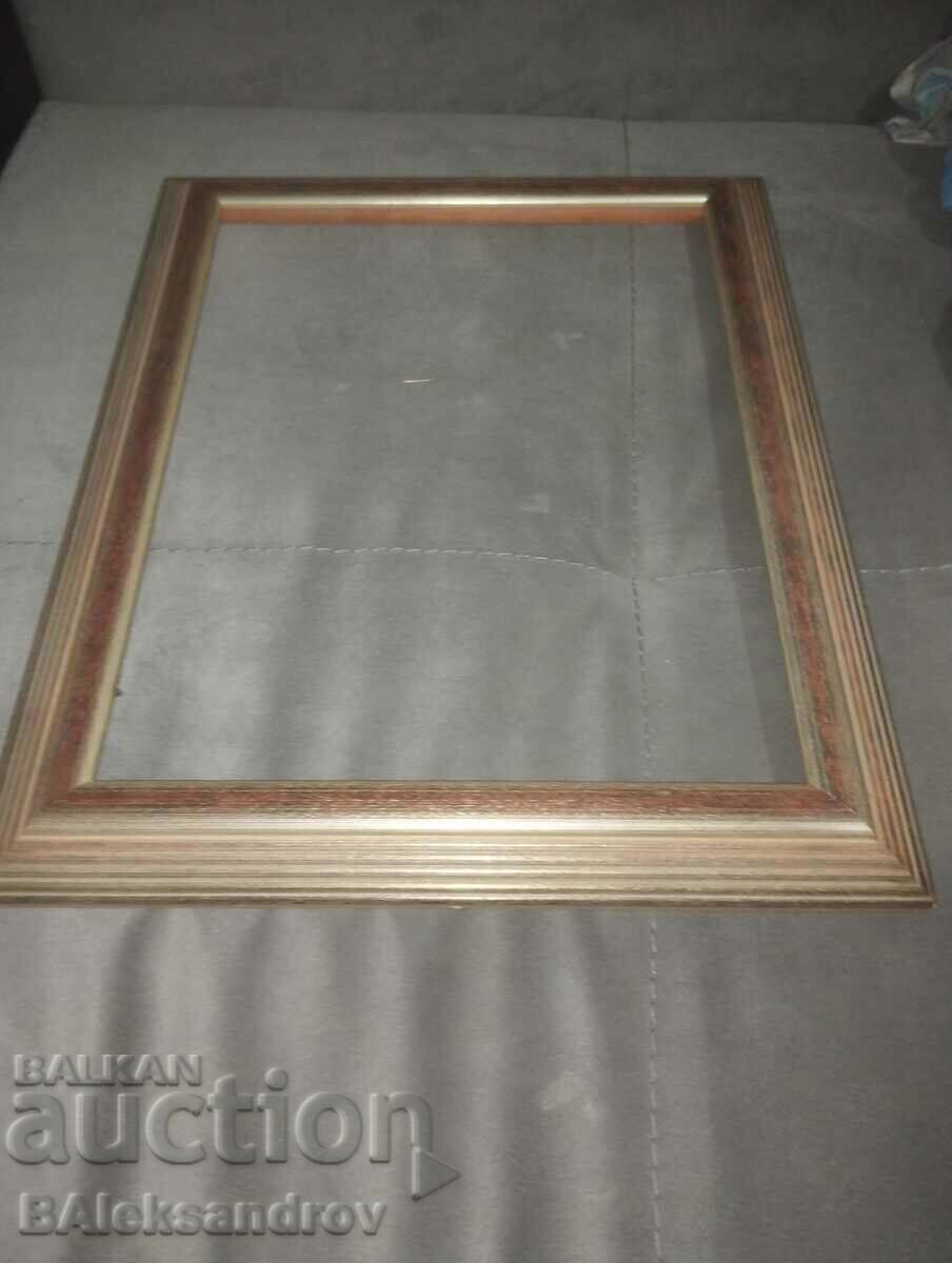 Auction Medium size frame Auction Medium size frame